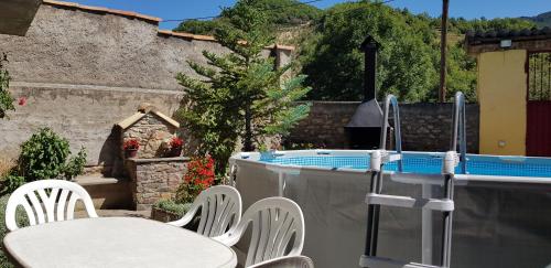 4 bedrooms, 7 beds