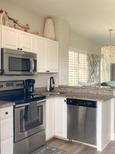 Driftwood Villas Marina