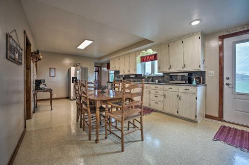 Rise and Shine Farm in Goshen with BBQ and Fire Pit! - main image