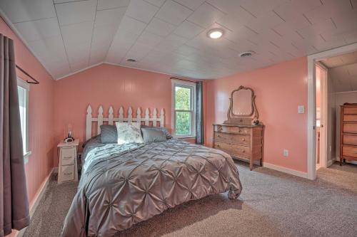 Rise and Shine Farm in Goshen with BBQ and Fire Pit! - image 12