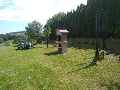 Sunrise Home in 馬里博爾