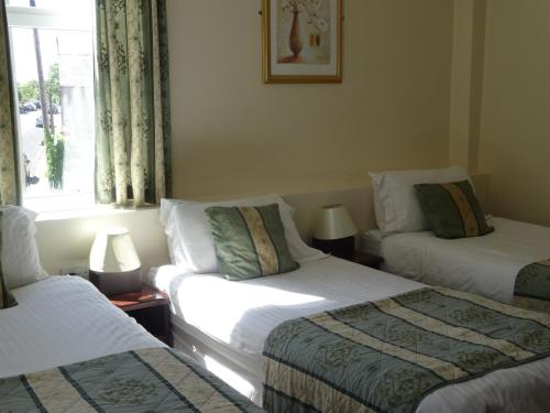 Waverley Hotel Room Type - Superior King/Twin Room