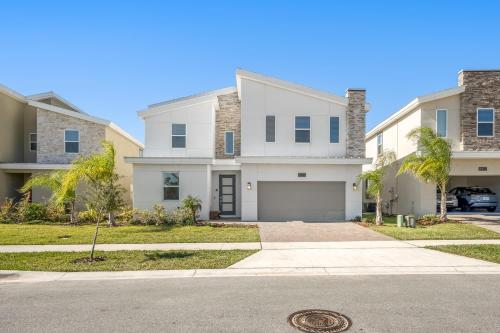 8 bedrooms dream home at Champions Gate - image 4