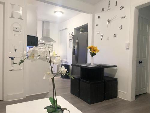 บริการและสิ่งอำนวยความสะดวก, Modern Room in Shared Apartment Near NYC in แองเกิลวูด (NJ)