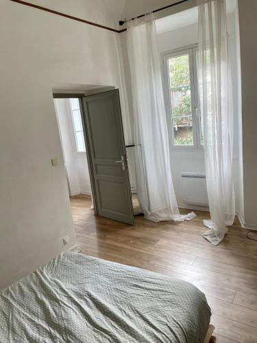 Appartement CASTAGNO - hyper centre - T3