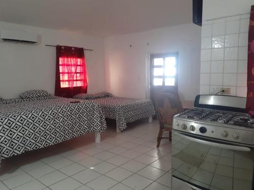 1 king bed, 1 double bed