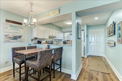 105 Coral Sands - image 8