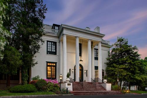 Tarrytown House Estate on the Hudson