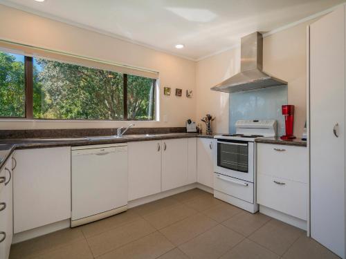 淋浴間, Family Escape - Pauanui Holiday Home in 帕瓦努伊