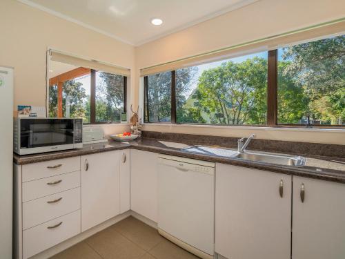 淋浴間, Family Escape - Pauanui Holiday Home in 帕瓦努伊