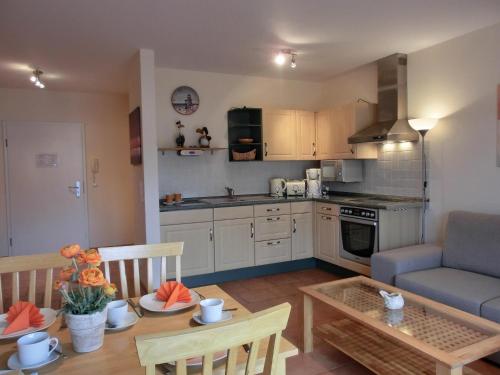 Ferienwohnung H 12 261m von Graal-Müritz entfernt