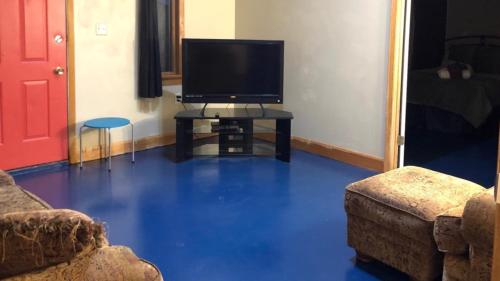 Sluice Box - Affordable, Convenient, and near Mendenhall Glacier- DISCOUNTS ON TOURS!, Mendenhaven (foto 4)