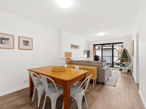 Larraine Gardens Unit 6 Cataline Close 3