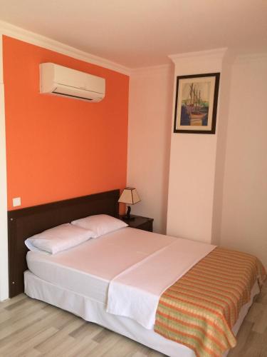 Mutado Hotel Room Type - Standard Triple Room