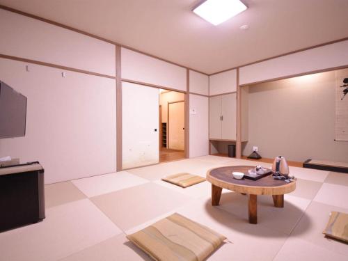 Japanese-Style Quadruple Room