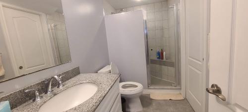 2 bdrm, kitchen, laundry, weeklymonthly discount