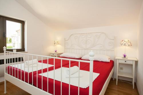 Two-Bedroom Apartment image 6