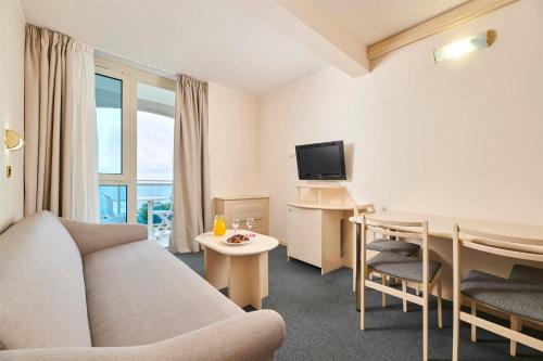 Hotel Gran Vista Plava Laguna - main image