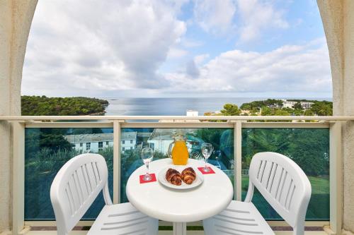 ระเบียง/ชานเรือน, Hotel Gran Vista Plava Laguna in เซเลนา ลากูนา