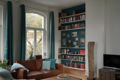 Stadthuuske 4.2km von Möhlenhörn entfernt