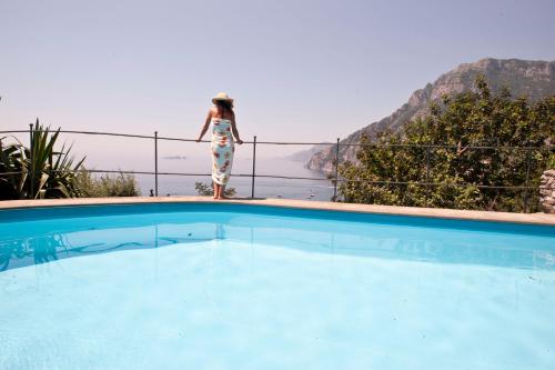 Two-Bedroom Apartment (4 Adults) room in Villa La Roccia - Arienzo