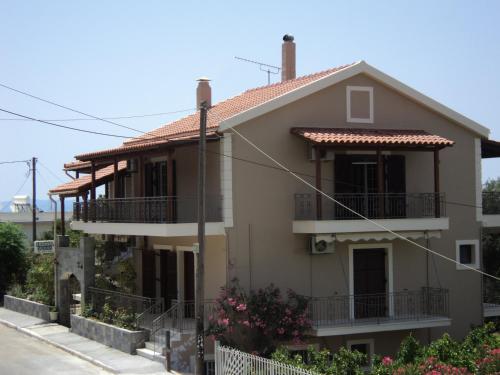 Exterior view, Erminia Studios in Mousata