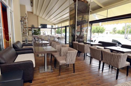 Hotel Epavli - image 3