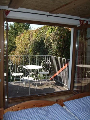 Balcony/terrace, Gastezimmer am Marchenbrunnen in Prohlis