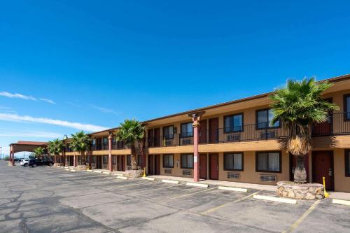 Days Inn by Wyndham Alamogordo