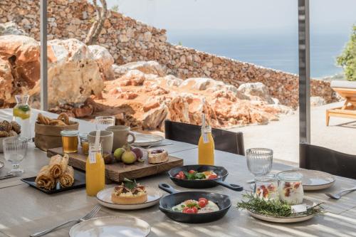 อาหารและเครื่องดื่ม, Monolithoi Villas in สปาร์ติ