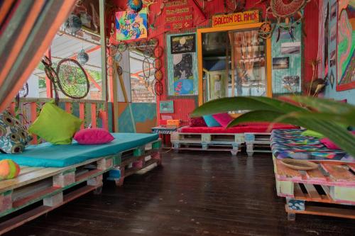 1 double bed, 2 bunk beds