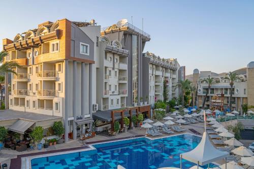 Grand Cettia Hotel - image 4