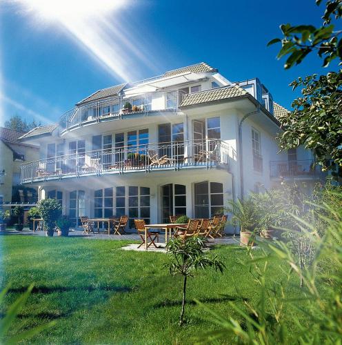 ArtVilla am See - offen März bis Ende Oktober in Radolfzell am Bodensee, Deutschland