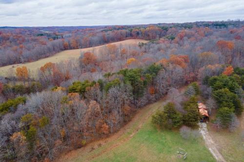 Hocking Cottage - image 3