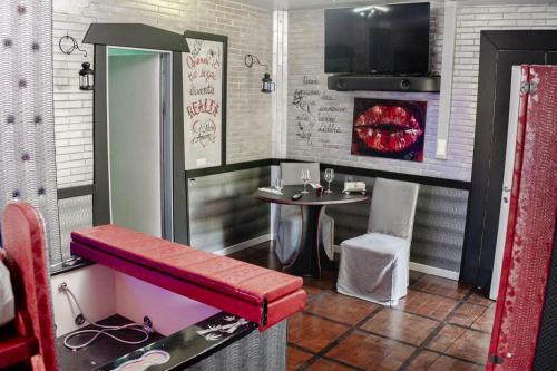 Facilities, Boutique Roma D'Autore - Il Nido d'Amore in Other