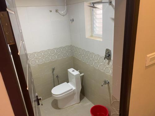 Standard Single Room image 3