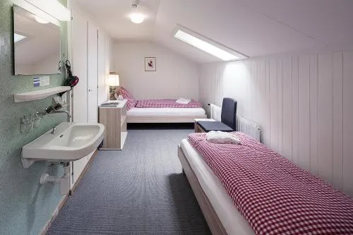 Basic Rooms Jungfrau Lodge in Grindelwald, Schweiz