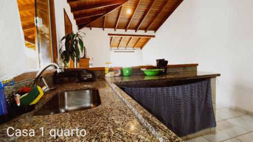 Konyha, Casa em Ilhabela SP in Cambaquara