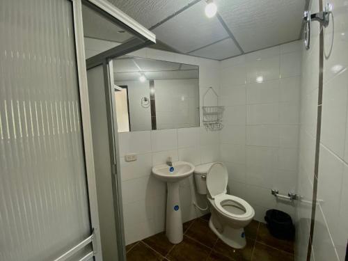 HOTEL LA POPA HONDA TOLIMA