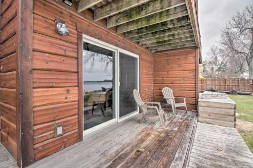 Pelican Lake Retreat w/ Fire Pit, Dock & Grill! in Breezy Point (MN)