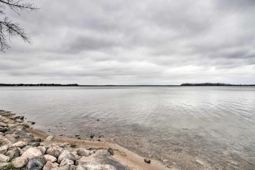 Lakefront Retreat with Fire Pit, Dock and Grill!