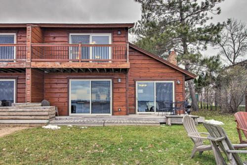 Breezy Point Escape w/ Views, Dock & Fire Pit! in Breezy Point (MN)