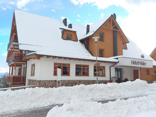 Pohorje Village Wellbeing Resort - Forest Hotel Videc