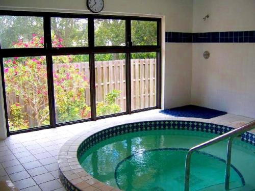 Gulf and Bay Club 204C, Beach Front, Spa, 3 Pools, Sleeps 6, 2 Bedroom, Gym