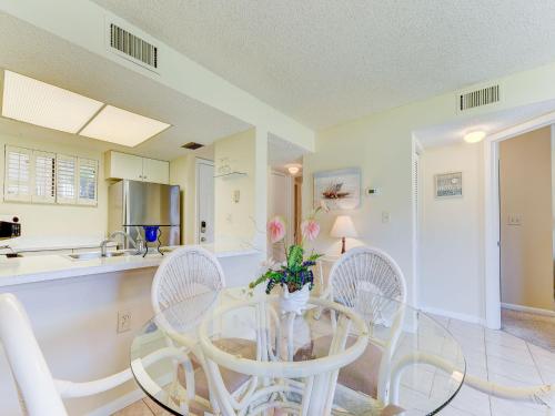 Ocean Village Club C12 1 Bedroom Ground Floor Sleeps 4 Pet Friendly - image 12