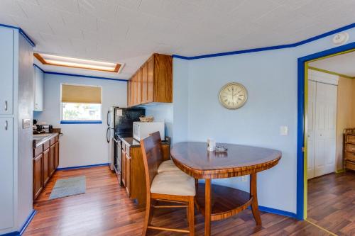 Snowbird Landing Sleeps 2 1 Bedroom Pet Friendly - image 6