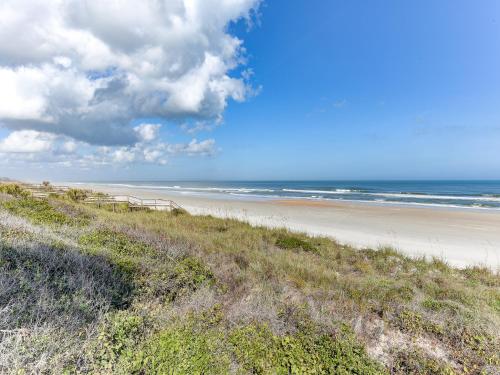Ocean Delight Private Pool 4 Bedrooms Sleeps 8 Ocean Delight Ocean Front - image 2