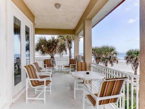Ocean Delight Private Pool 4 Bedrooms Sleeps 8 Ocean Delight Ocean Front - image 8