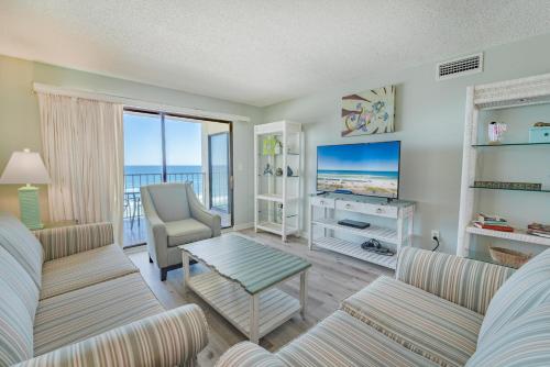 Regency Towers 710 2 Bedrooms Sleeps 8 Beachfront Wi-Fi Pool Complimentary Beach Chairs and Umbrella - image 6