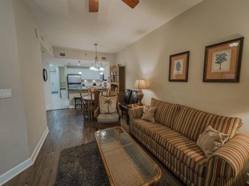 Grand Panama 403 Tower I 2 BRs Heated Pool Spa Beach Chairs Sleeps 8 - image 10